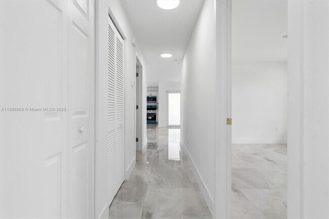 Building Photo - 2926 NW 58th St
