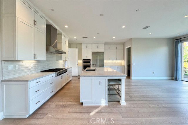 Building Photo - 115 Locanda