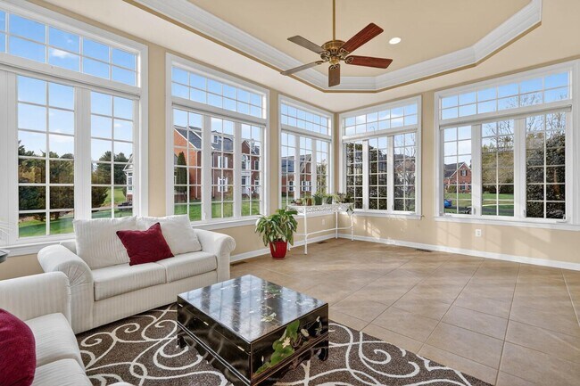Building Photo - 401 Hilton Head Ct