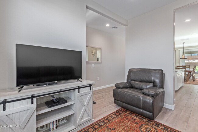 Building Photo - 8835 S 166th Ave