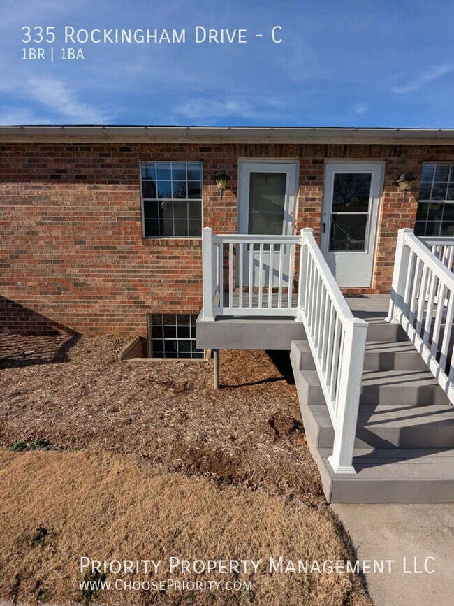 Building Photo - 335 Rockingham Dr