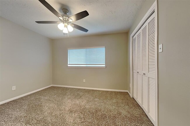 Building Photo - 8103 Silent Cedars Dr