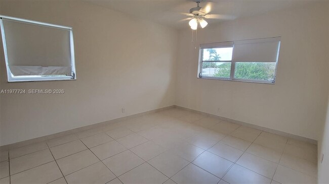 Building Photo - 1400 NE 55th St