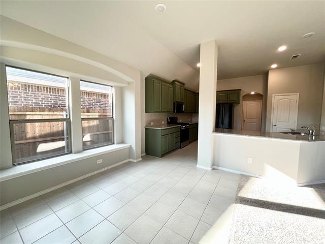 Building Photo - 928 Madeline Ln