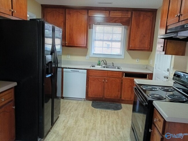 Building Photo - 217 Falcon Ridge Dr