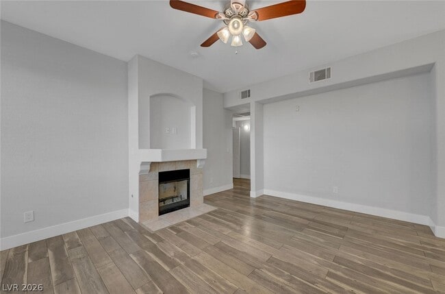 Building Photo - 9050 W Warm Springs Rd