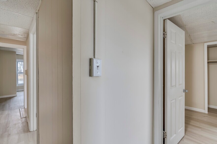 Building Photo - 739 Griffin St