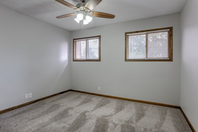 Building Photo - 15102 Normandy Blvd