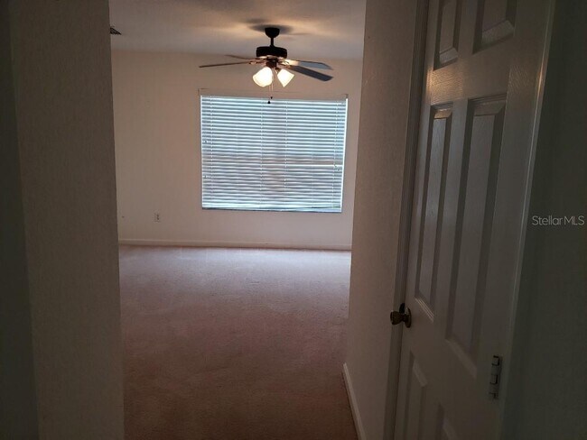 Building Photo - 1125 Lascala Dr