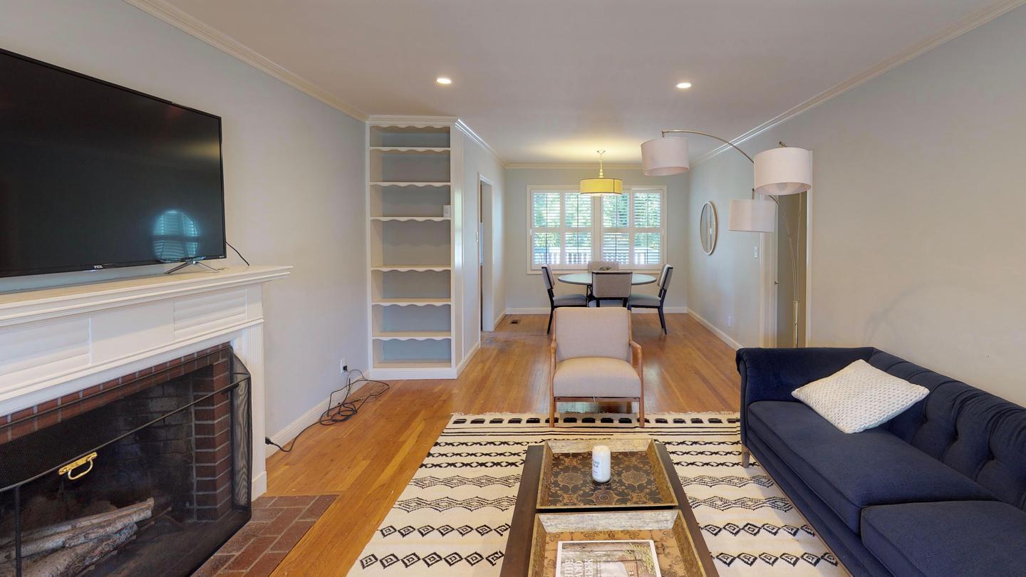 Building Photo - 3023 Beverly St