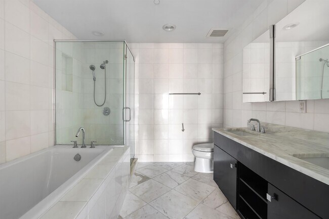 Building Photo - 34 Cambridge Wy