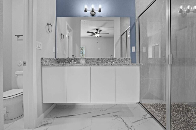Building Photo - 11498 Summer Dr