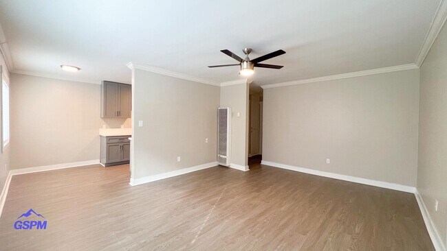 Interior Photo - Emerald Ave Apartments