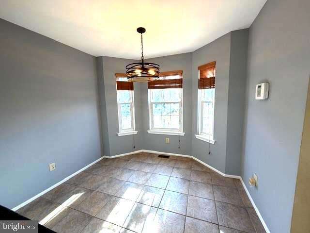 Building Photo - 28 Stanwyck Ct