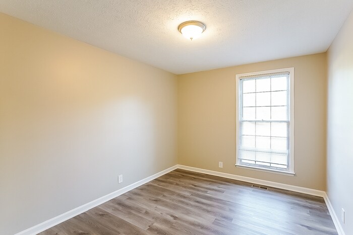 Building Photo - 104 Eldorado Ct