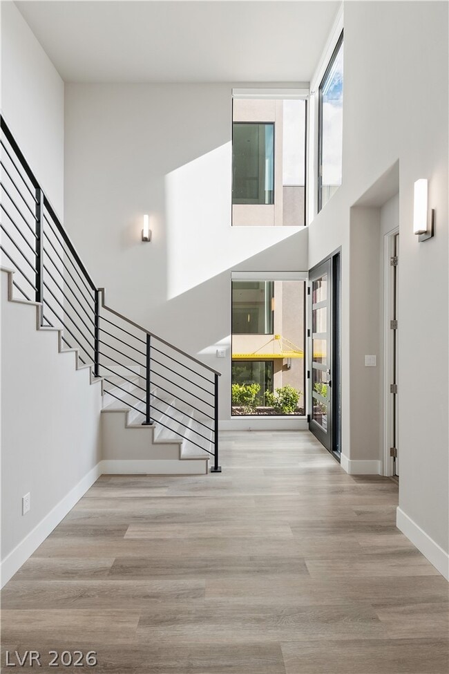 Building Photo - 446 Tranquil Peak Ct