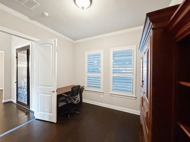 Building Photo - 2900 Browntop Ct