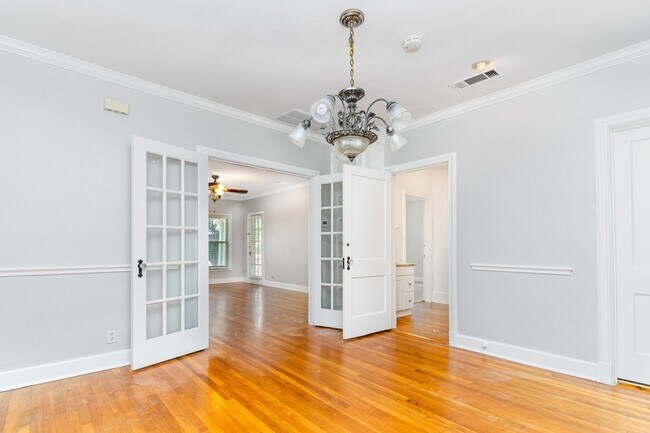 Building Photo - 4124 Herschel Ave