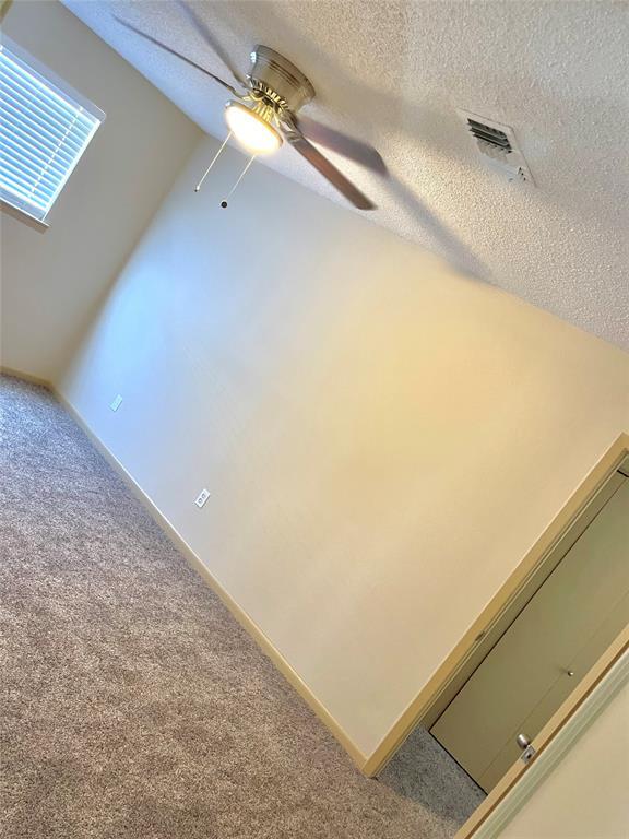 Building Photo - 825 Clubside Dr