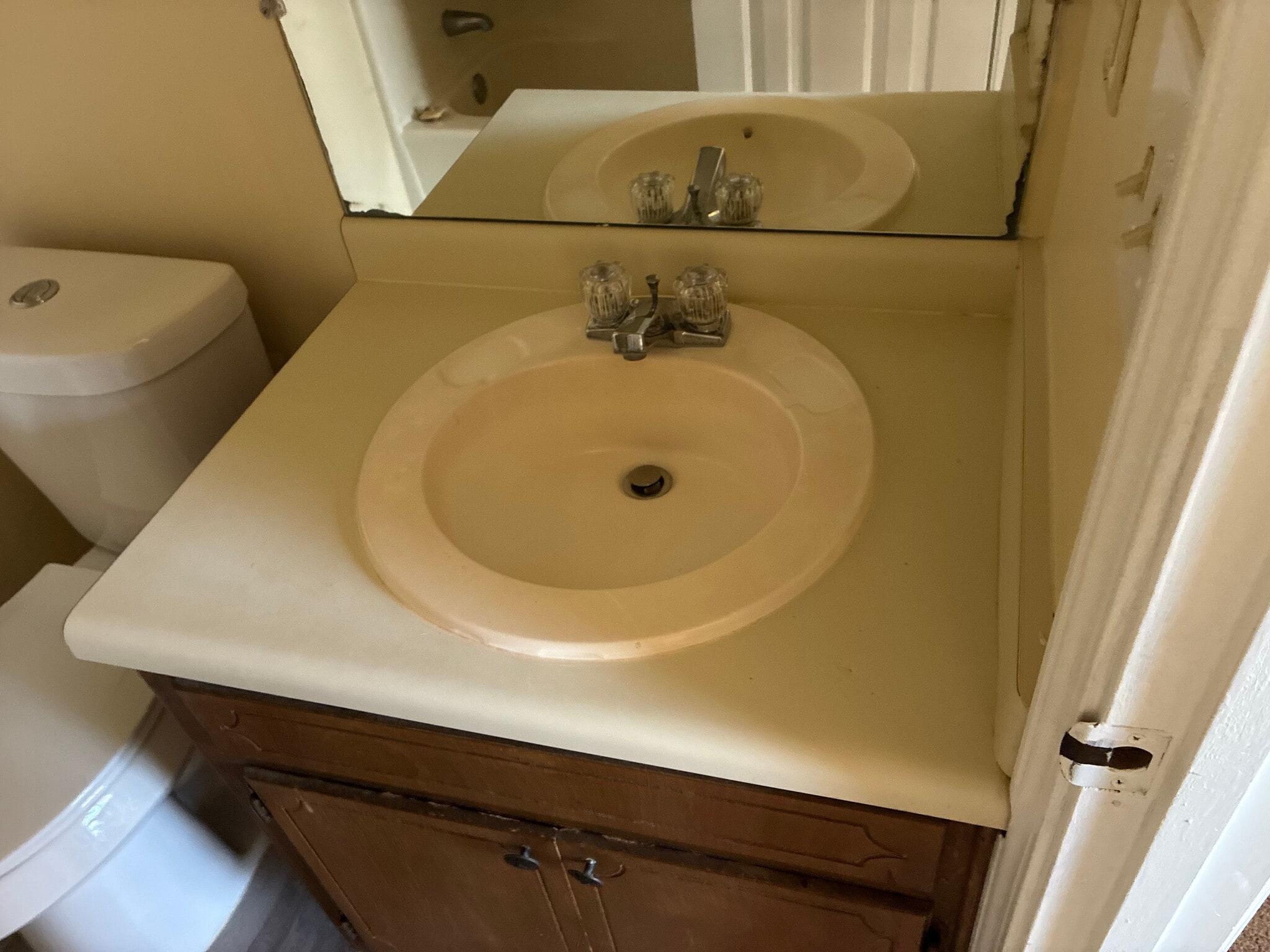 Building Photo - Room in Townhome on Patterson Cir