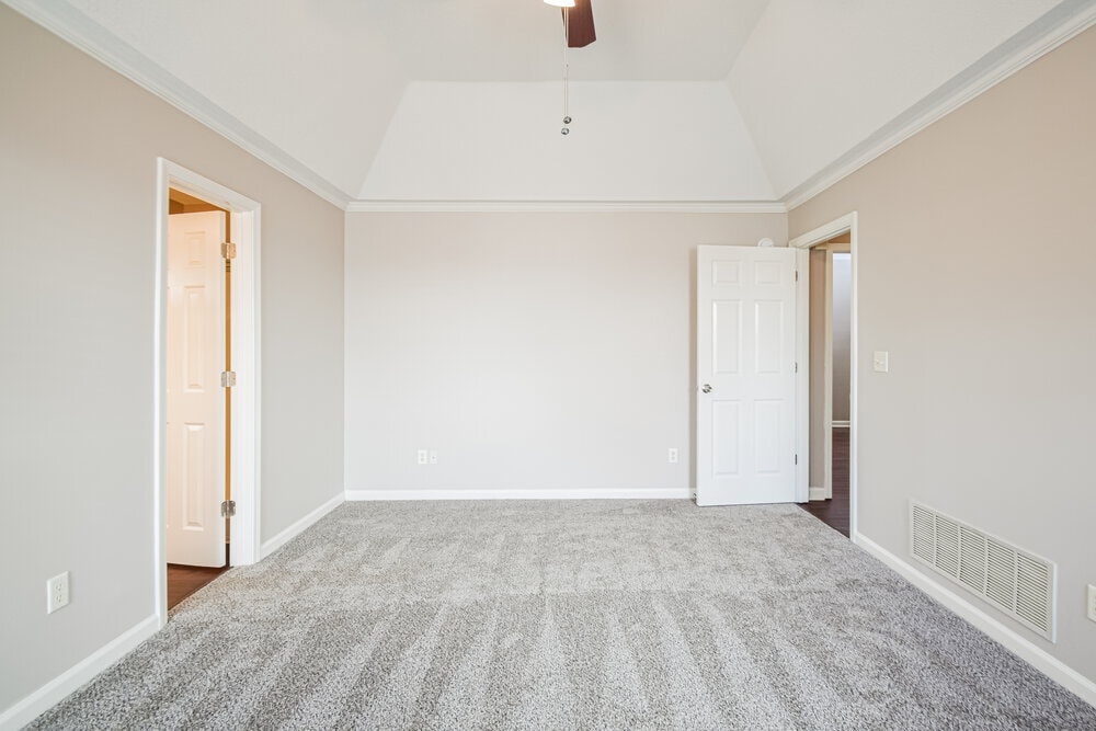 Building Photo - 6300 Sandbourne W