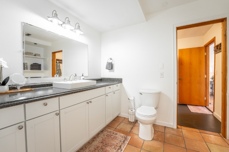 Building Photo - 1602 Indian Creek Frontage Rd