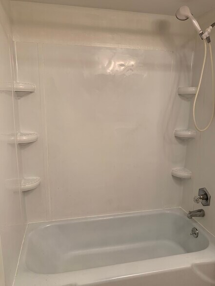 Building Photo - 2607 Smith Dr