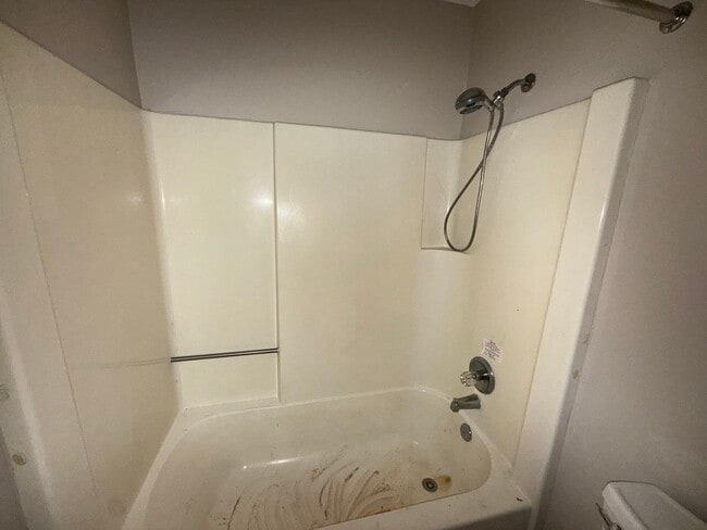 Building Photo - Charming 3-Bed / 2-Bath Home in Muscle Shoals