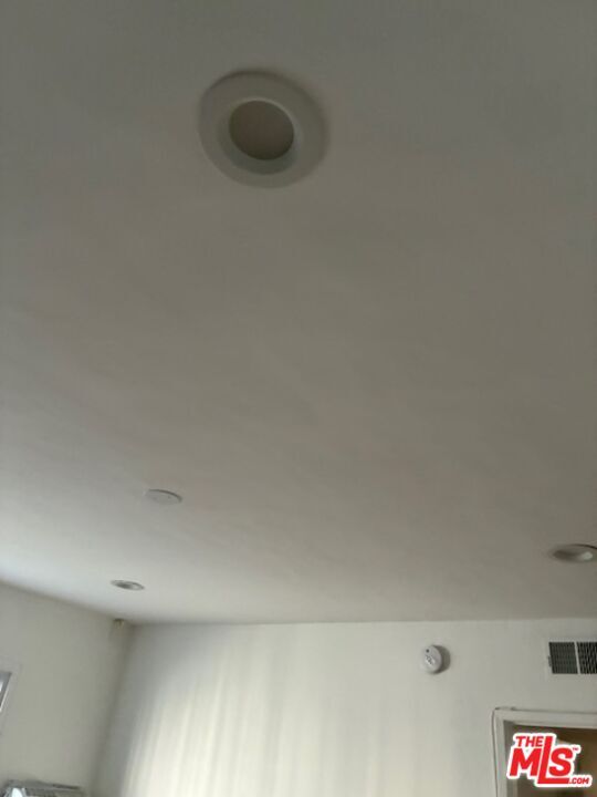 Building Photo - 1439 Rexford Dr