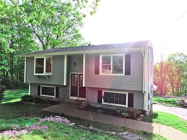 Building Photo - 235 Tammany Hall Rd