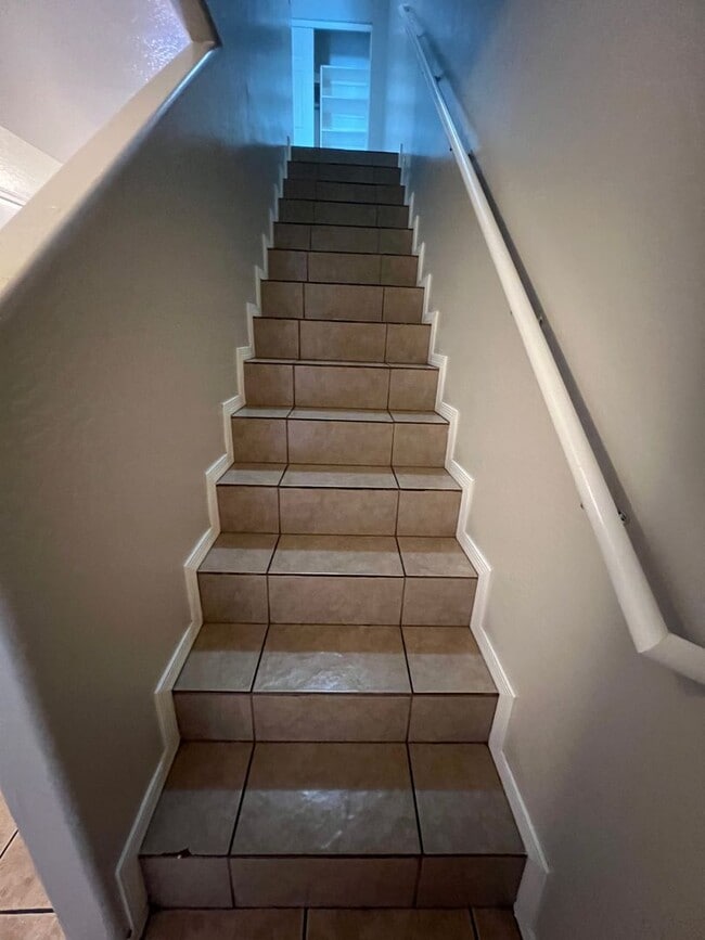 Building Photo - South Phoenix 3Bed 2.5 Bath Garage