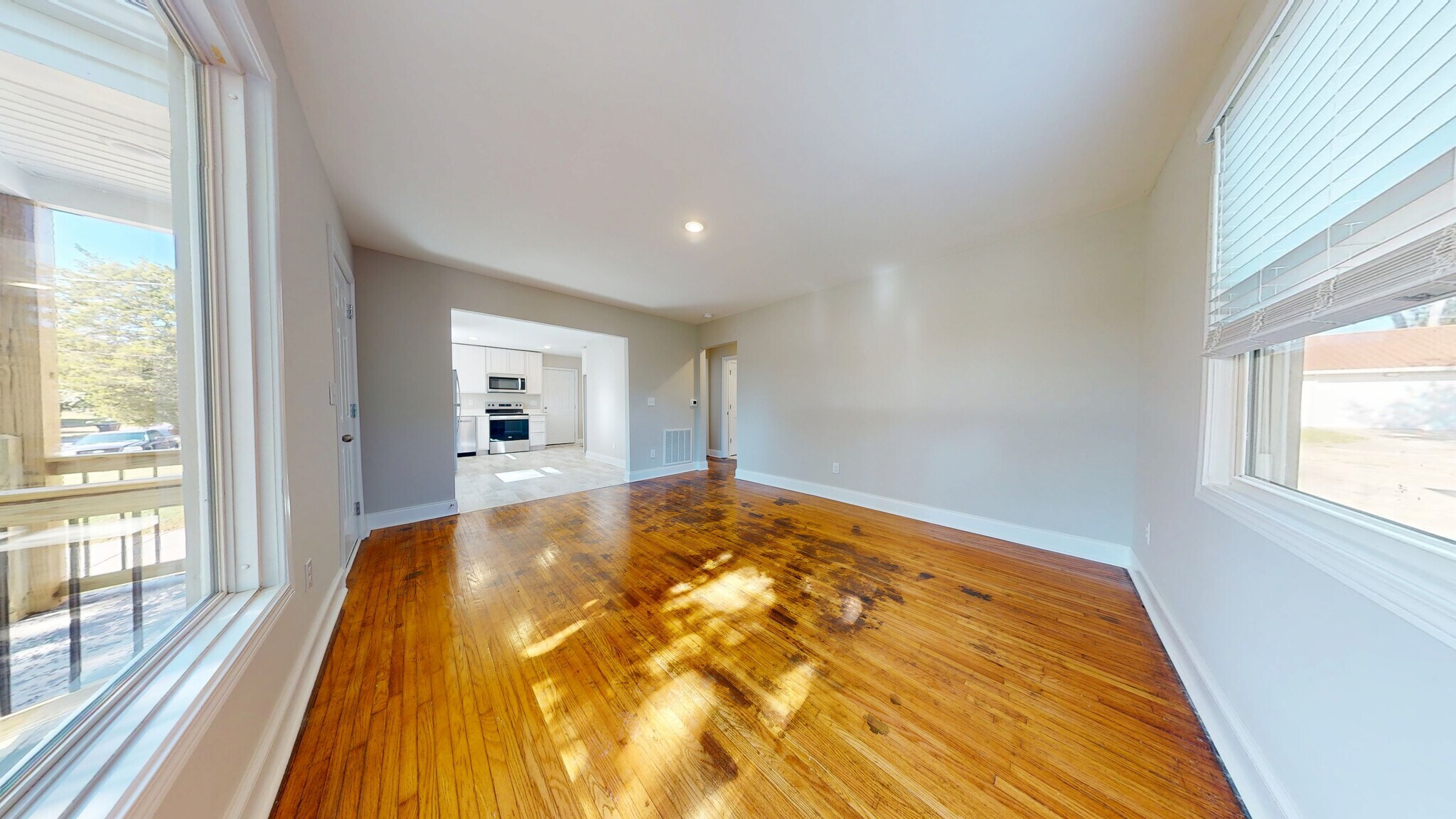 Building Photo - 1307 Cardinal Ave