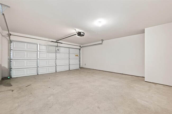 Building Photo - 10718 Millet Ct