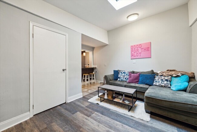 Building Photo - Updated 3-bedroom, 1.5-bath home with a garage in the borough of West Chester!