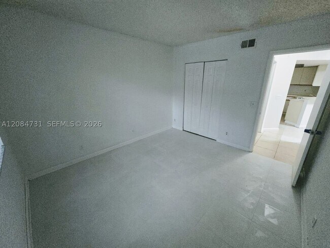 Building Photo - 8701 Wiles Rd