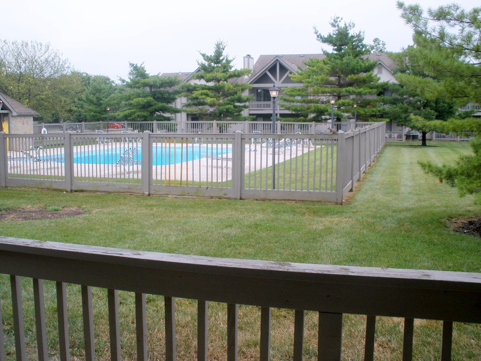 Building Photo - 2727 Greystone Dr