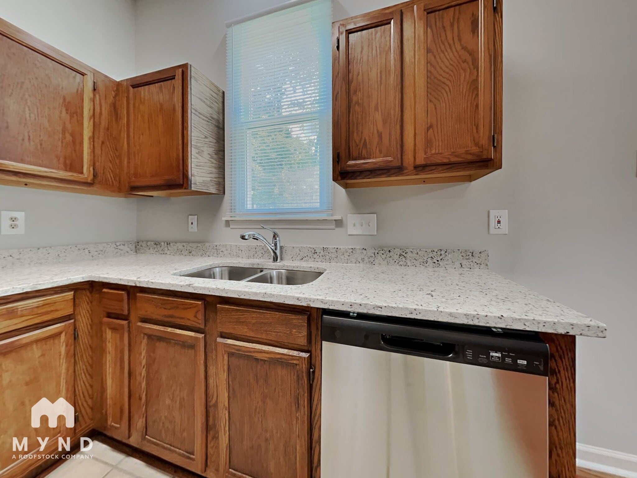 Building Photo - 6136 Sunbridge Ct