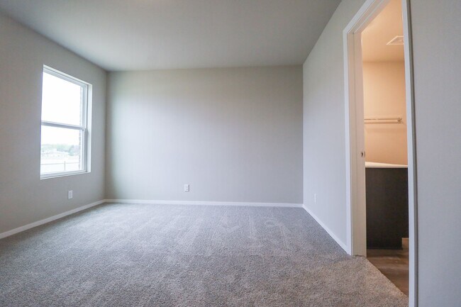 Building Photo - New Construction with Pond View! 4 Bed 2 Bath Broken Arrow