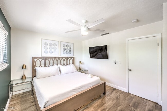 Building Photo - 1553 Dorothy Ave