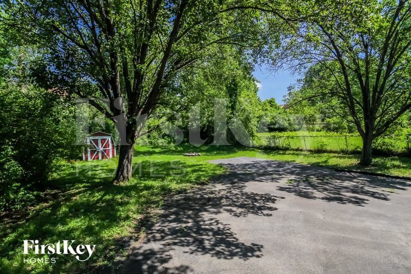 Building Photo - 5256 Ponce Ln