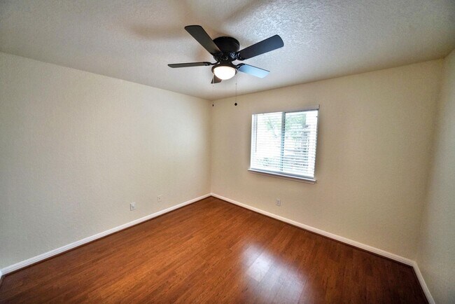 Building Photo - Stunning  Home in the Highly Sought-After ...