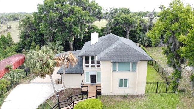 Building Photo - 6846 Lake View Dr