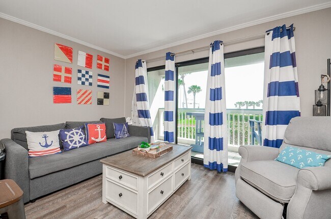 Building Photo - 6102 Seawall Blvd