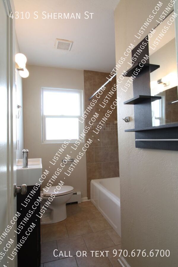 Building Photo - 4310 S Sherman St