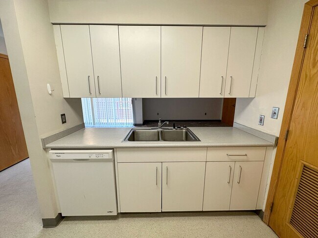 Interior Photo - 244 Hyland