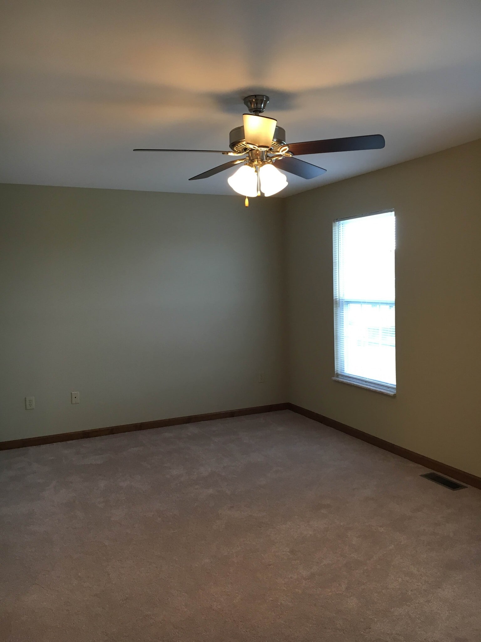 Building Photo - 7513 Waterford Pl