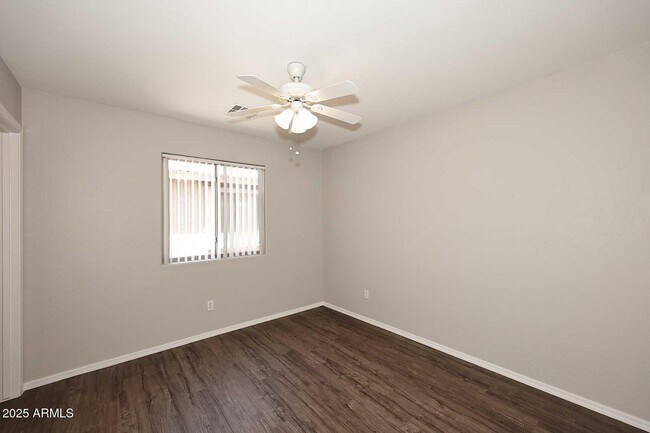 Building Photo - 29237 N Yellow Bee Dr