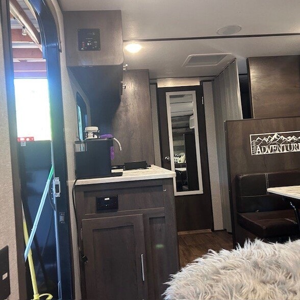 Building Photo - 754 Tomachichi Rd