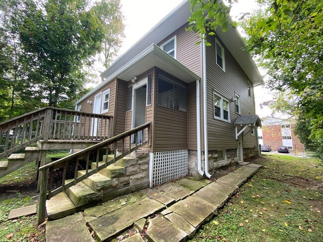 Building Photo - Available August 20th, 2026!