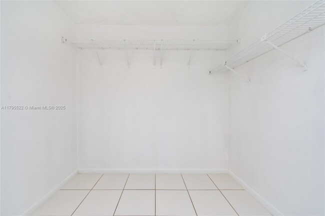Building Photo - 13870 SW 62nd St